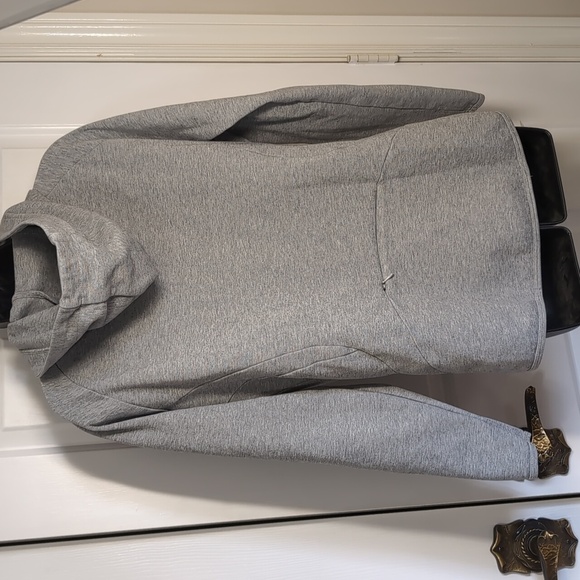 Gymshark gray Zip-Up Hoodie Size Medium - Picture 5 of 14